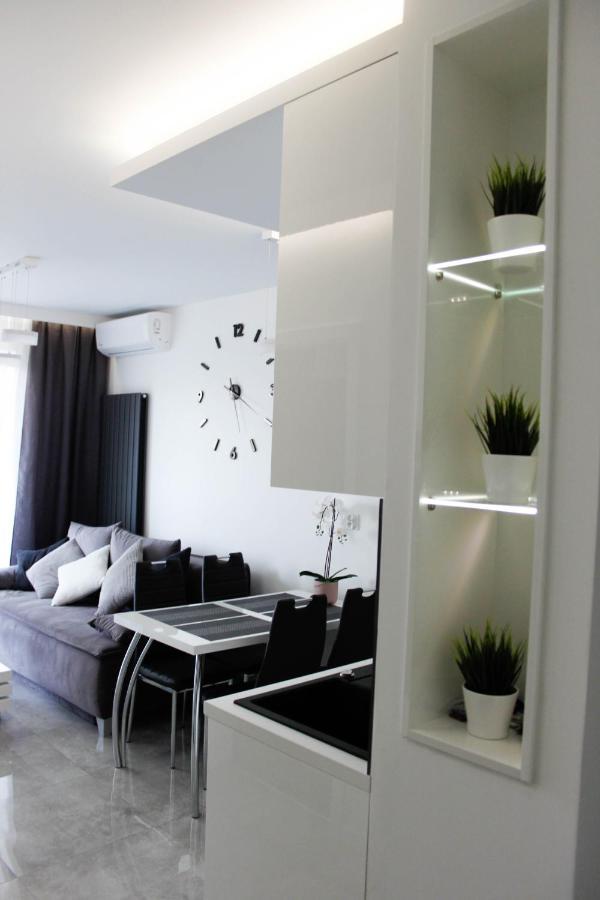 Apartament Wroclaw Centrum Galeria Magnolia Exterior photo